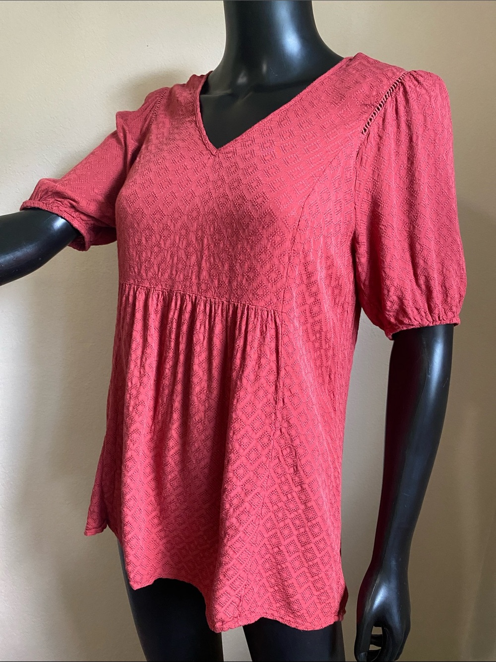 V-Neck Red Babydoll Tunic with Puff Sleeves - Picture 3 of 11